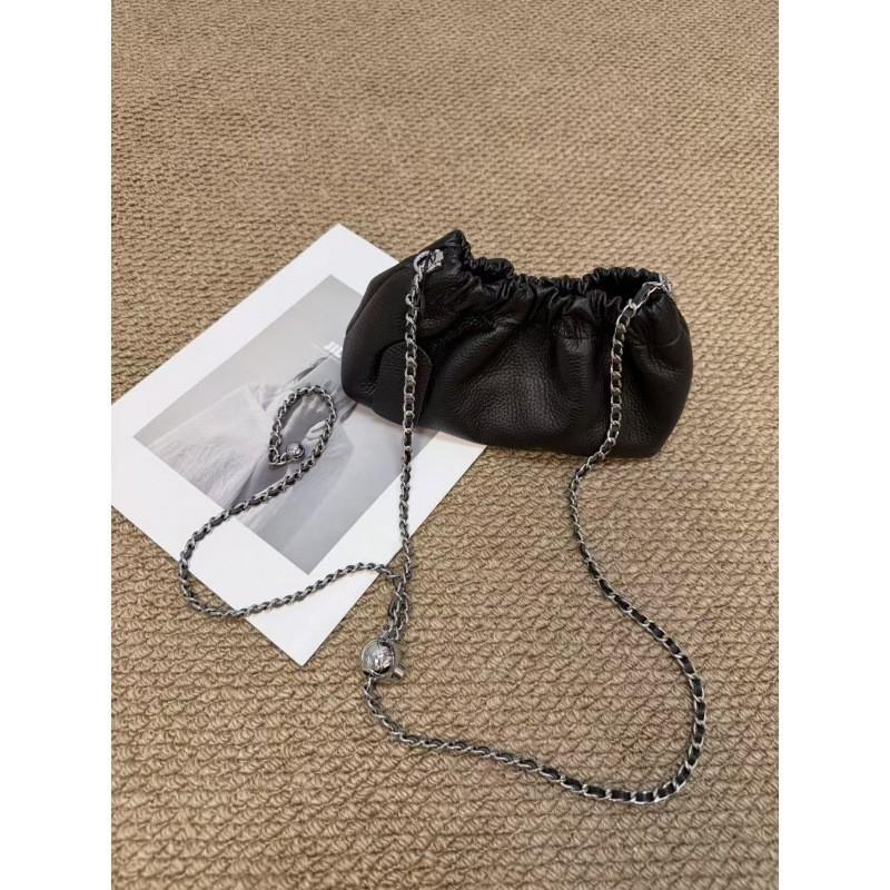 Borsa pieghevole di alta gamma Catena dorata 2026 Pelle di mucca Versatile a nuvola Monospalla Sottobraccio a tracolla Donna