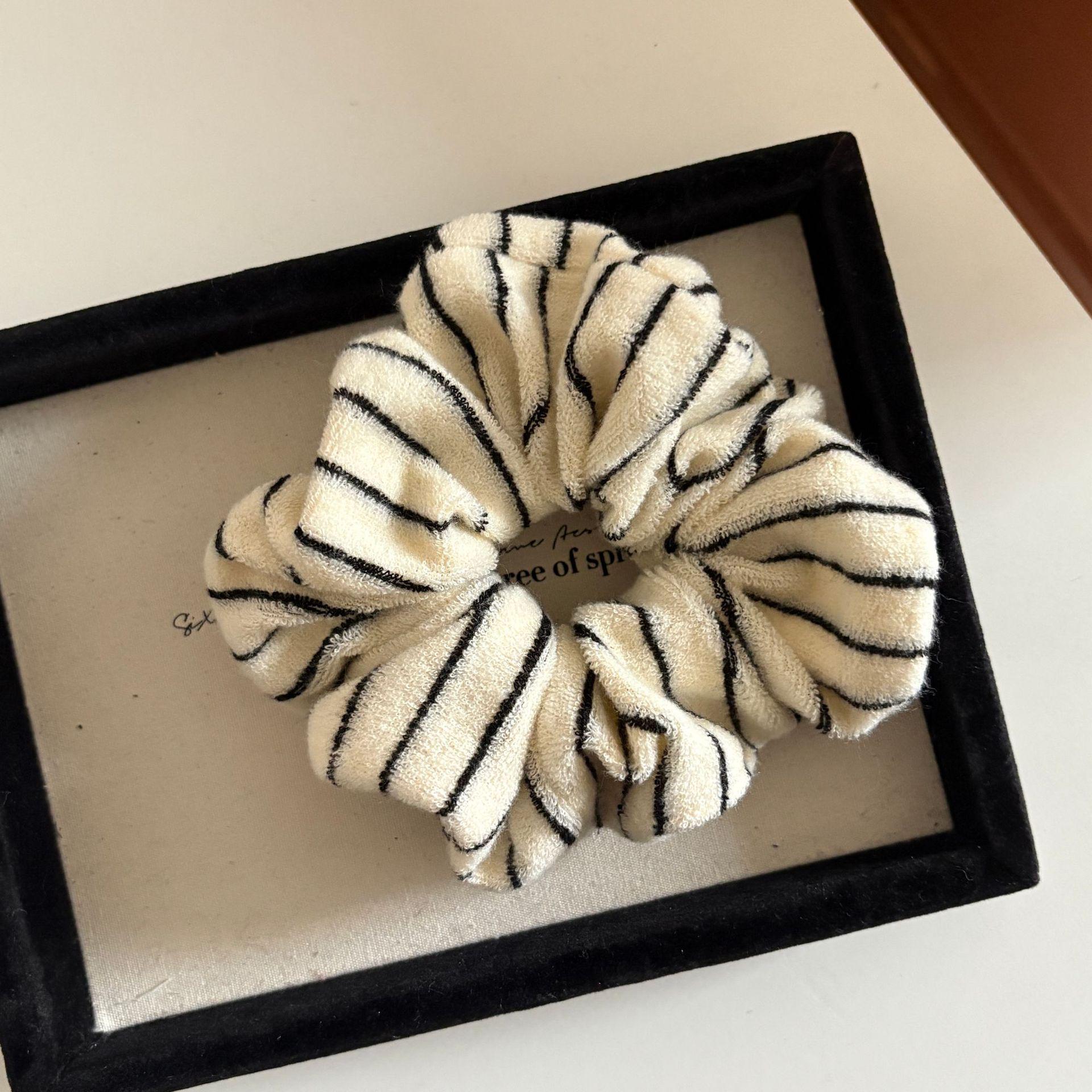 Korean Style Knit Wool Stripe Hair Tie - Autumn/Winter Faux Wool Texture Hair Accessory бежевый