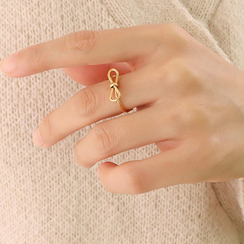 Korean Style Adjustable Hollow Bow Ring - Simple, Versatile, Linear Design Adjustable Open