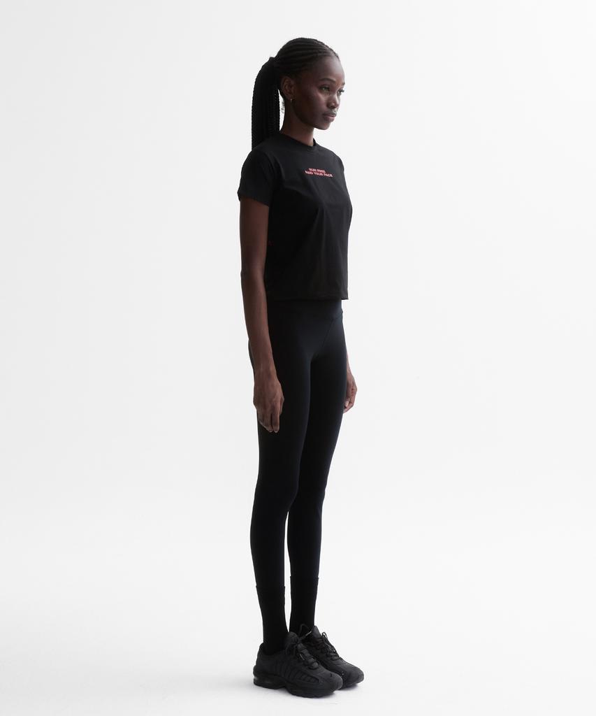 Minasu Venode Runfree Crop Tshirts_Black (Crop Fit)