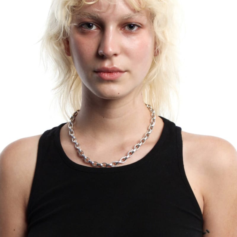 FurFur ROLLING CHAIN TOGGLER NECKLACE