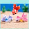 Levendige miniatuurvisjes van hars, ideaal voor creatieve aquariumdecoratie.