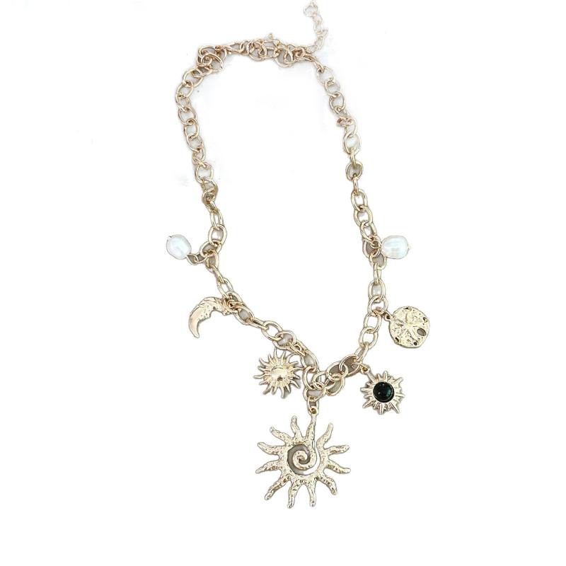 Bohemian Sun Starfish Pendant Necklace for Women Ocean Series Beaded Necklace Casual Personality Party Vacation Jewelry Gifts