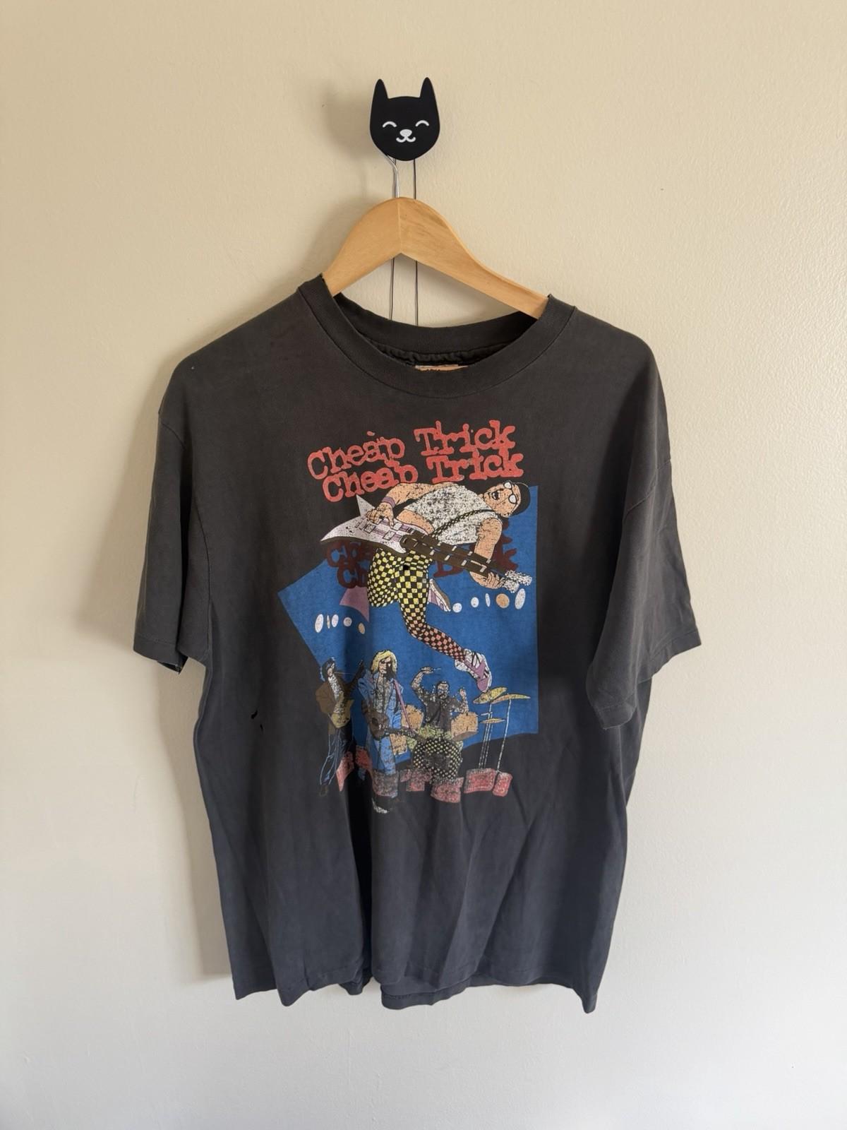 1991 Cheap Trick USA Tour Busted Band T- Faded Black Size XL Unisex T-Shirt L