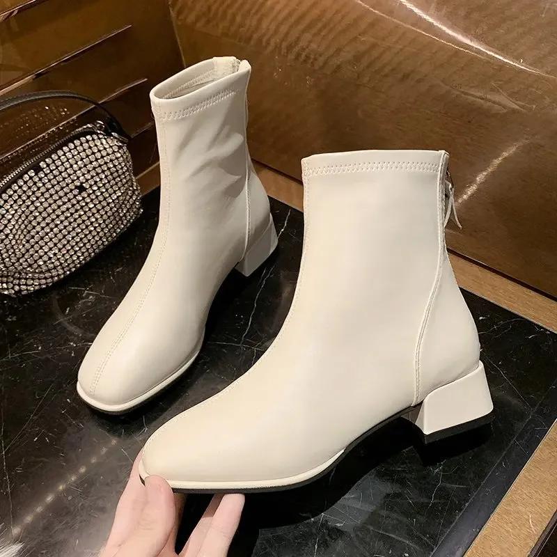 Jarní/Podzimní Dámské Jednoduché Krátké Kozačky Čtvercový Podpatek Kotníkové Kozačky Dámské Motorkářské Kozačky Nadměrná Velikost 34-43 Zapatos De Mujer Botas