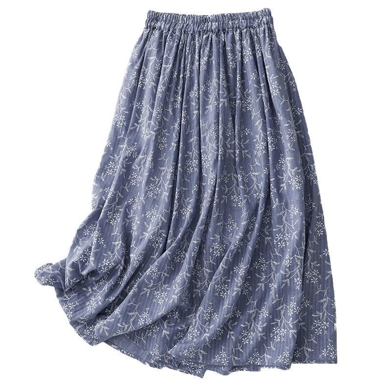 The real shot is a new summer literary and retro cotton and linen A-shaped skirt for women who are thin, high-waisted, medium and long skirts.