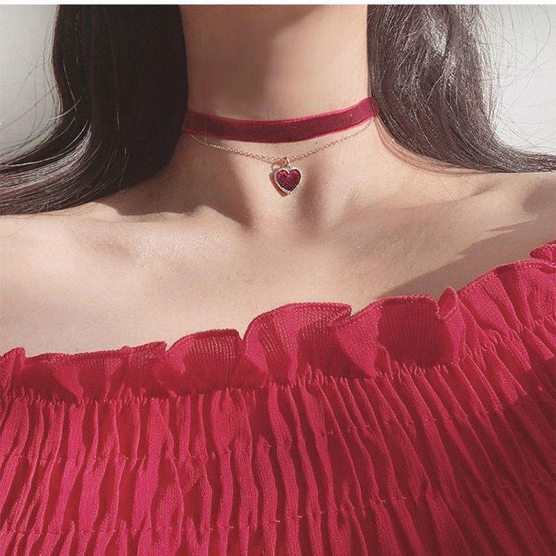 Retro Red Velvet Choker Necklace with Christmas Pendant and Sweet Love Charm