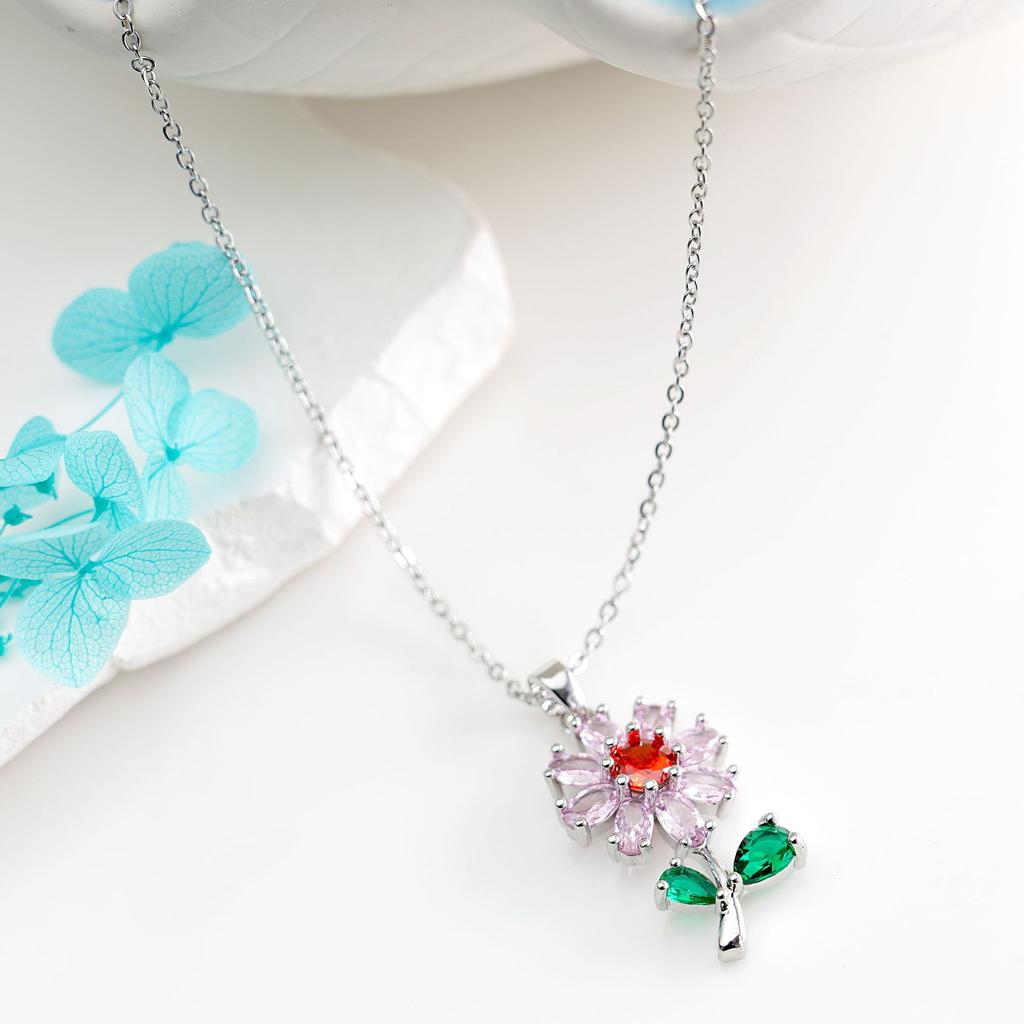 Fashion Sweet Zircon Sunflower Pendant Necklaces for Women Stainless Steel Chain Jewelry Accessories Wedding Party Gifts