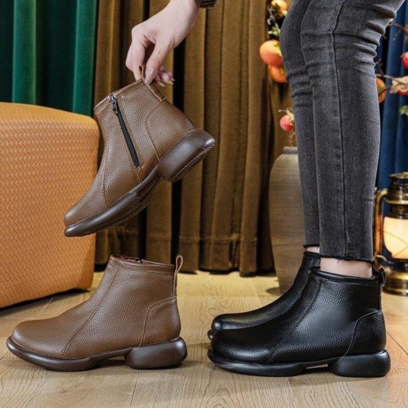 Retro round head medium heel short Martin boots autumn and winter new versatile fashion boots velvet leather boots