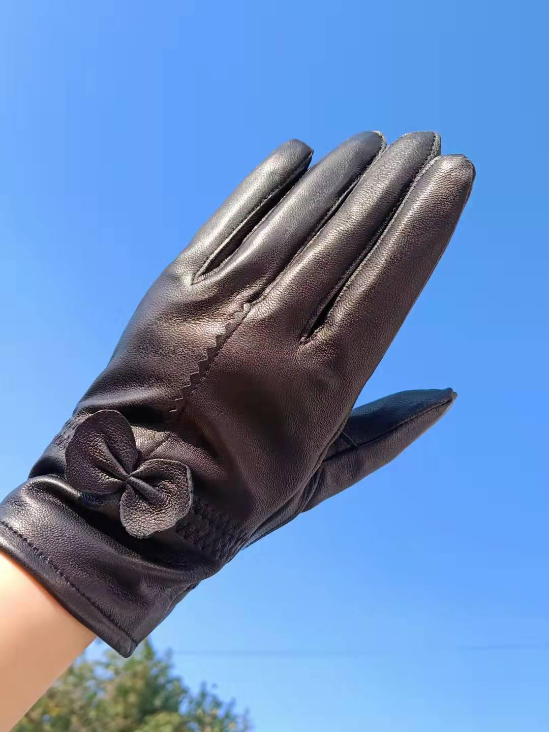 

Женские зимние перчатки из натуральной овчины — теплые и стильные для холодной погоды One Size