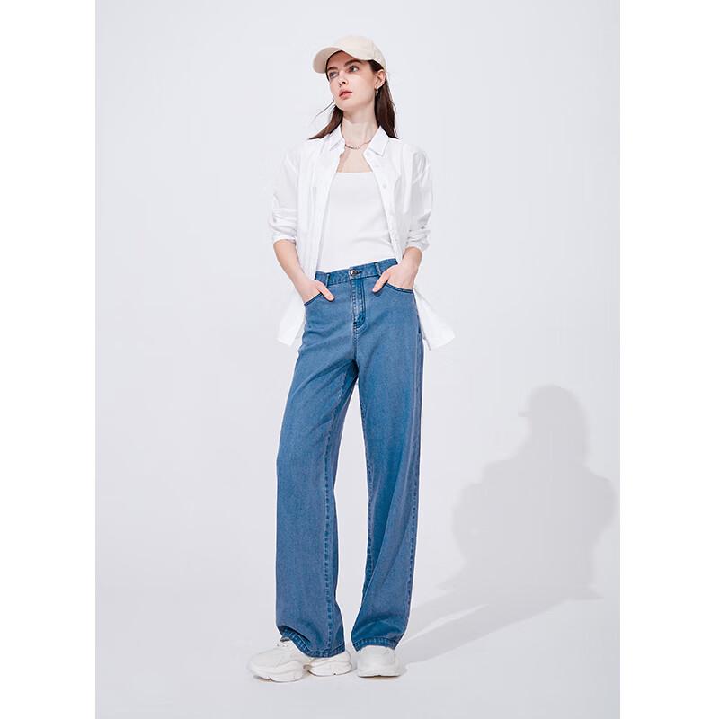 Navigare Women's Elastic Waist Straight Leg Denim Jeans