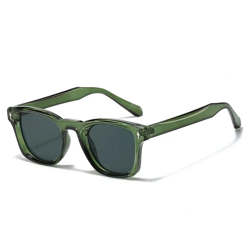  Retro Rivets Square Sunglasses Women Fashion Gradient Shades UV400 Men Green Black Sun Glasses
