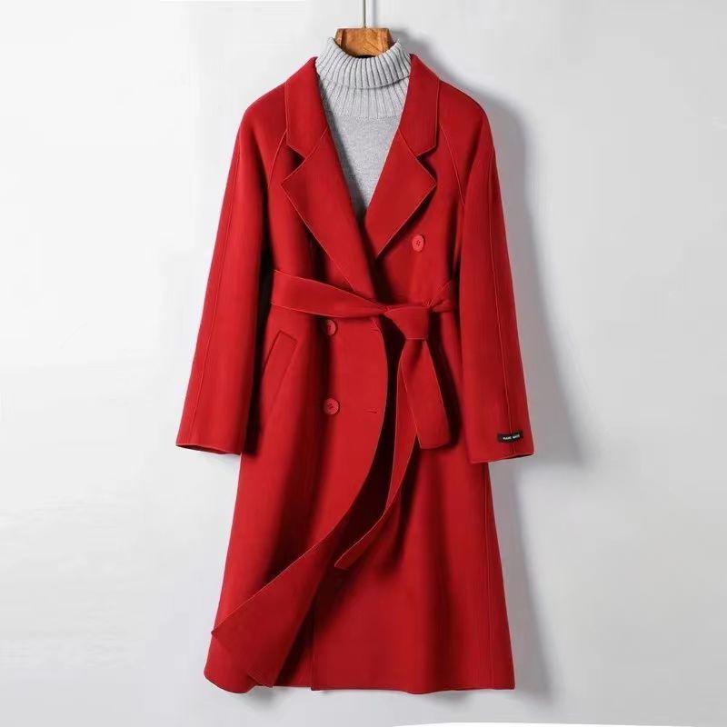 Teplý a módní vlněný kabát v jednobarevných barvách pro ženy s páskem na podzim a zimu