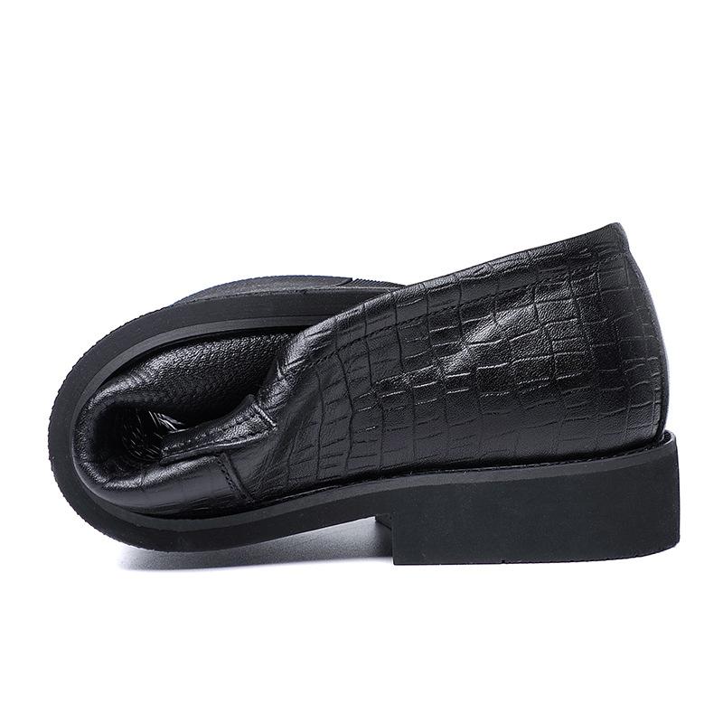 New first-layer cowhide men's leather shoes business dress gentleman pointed British style men's shoes leather men's shoes soft