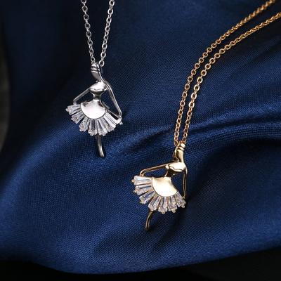 Módny náhrdelník s príveskom baleríny pre ženy Choker náhrdelníky s kubickým zirkónom Zlatá strieborná farba Náhrdelník tanečnice baletu Šperky