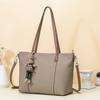 Leather fashionable high-value large-capacity bag women's new simple shoulder portable commuter bag versatile tote bag