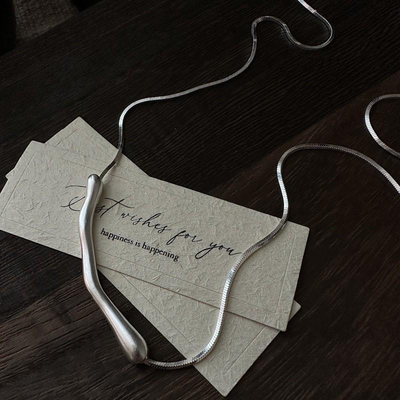 S925 Sterling Silver Niche Design Texture Smile Necklace Korean Style Simple Collarbone Chain 925 silver