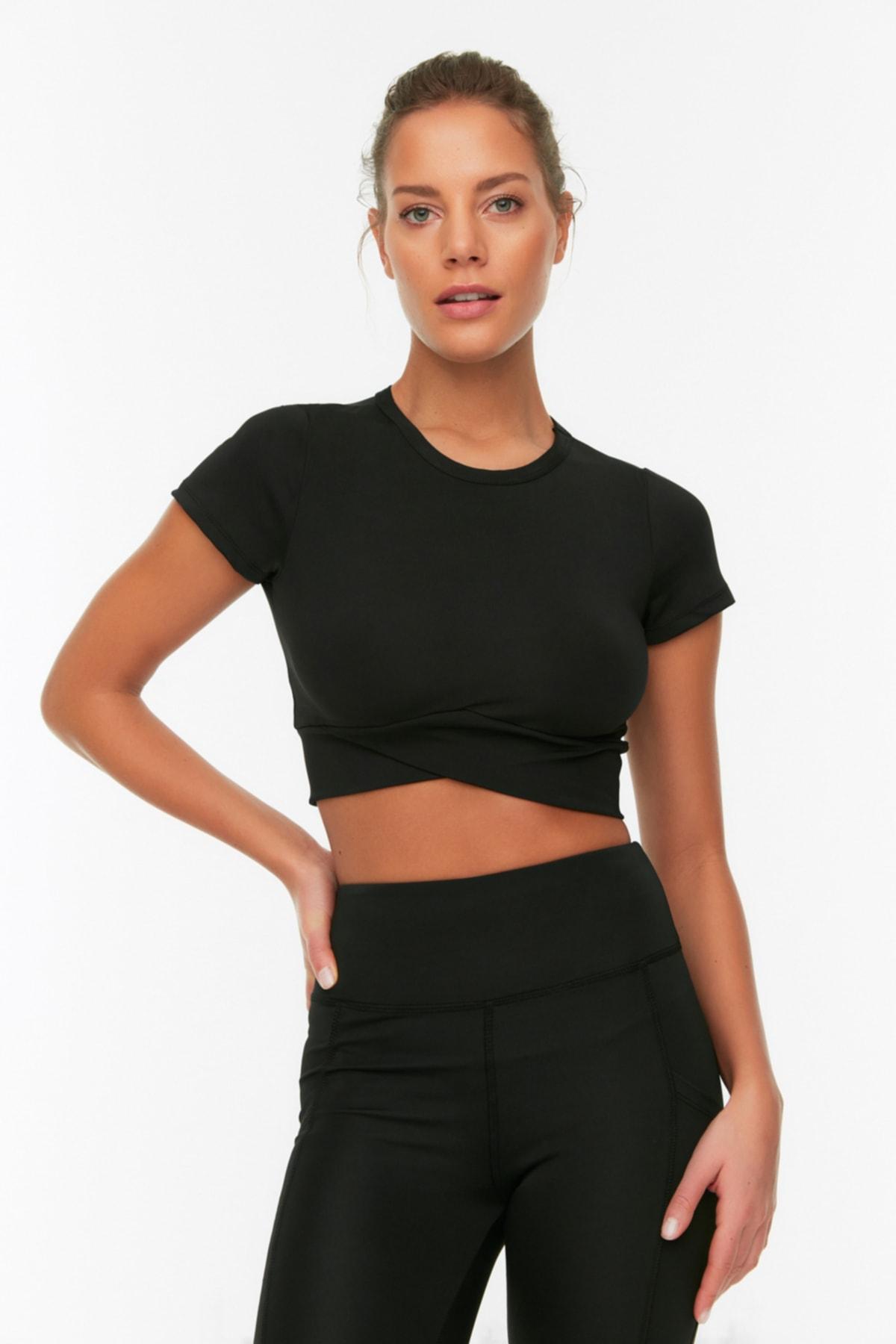 

Черная укороченная спортивная блуза с запахом TWOAW22BZ0454