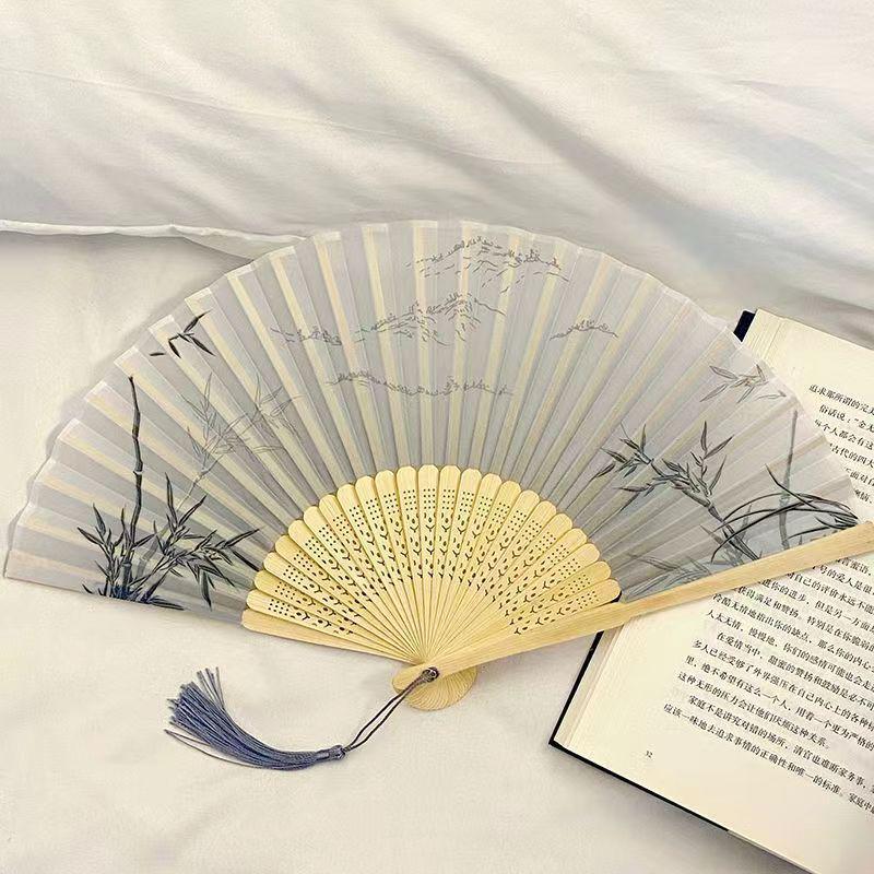Ancient Style Bamboo Folding Fan: Classical Chinese Dancing and Photography Prop