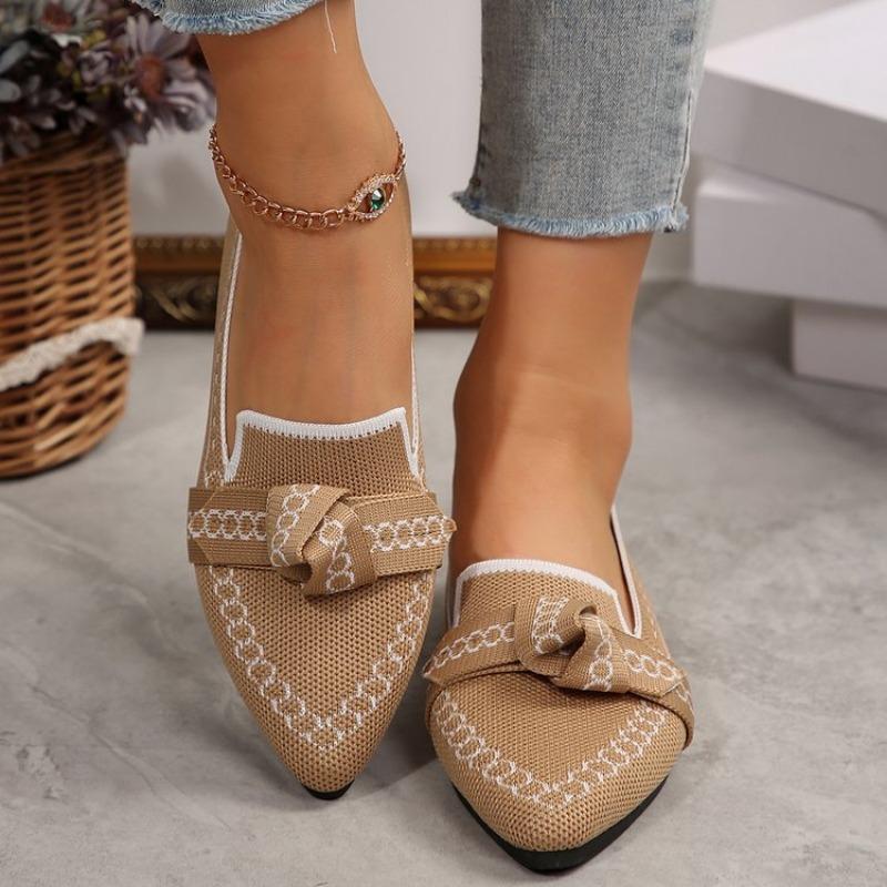This single shoe is so beautiful, fashionable and versatile, soft and comfortable cloth, one pedal flat bottom pointed single shoe rubber.