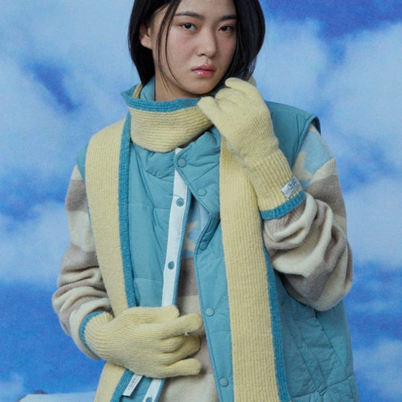 

RECLOW ЗАМОРОЖЕННЫЙ КОМПЛЕКТ ПЕРЧАТОК-МУФТ ЛИМОННЫЙ PACKAGE BOX (gift wrapping available) (5,000 won)