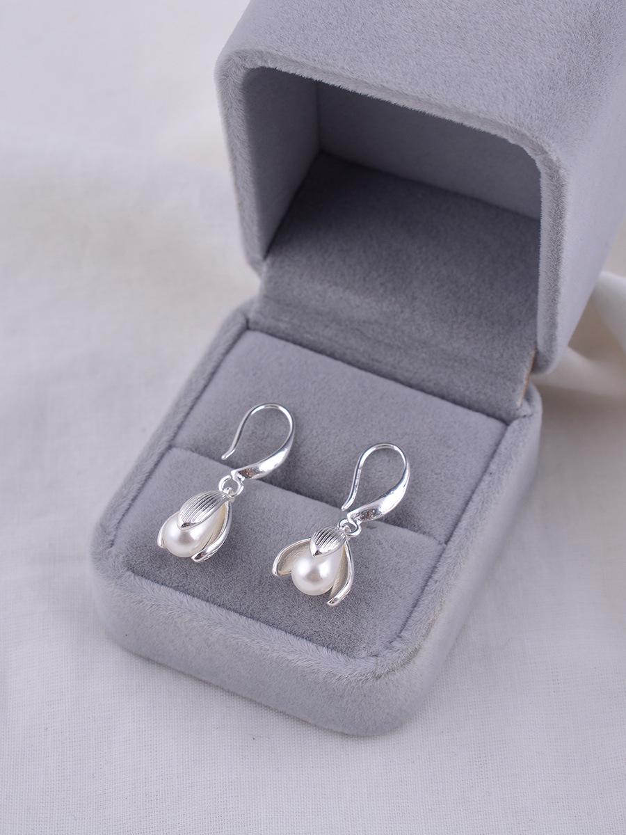 

Корейские серьги-пусеты из серебра 925 пробы с жемчугом и цветами: Ретро Дворцовый Стиль, Роскошные и Универсальные Заушные Крючки для Женщин