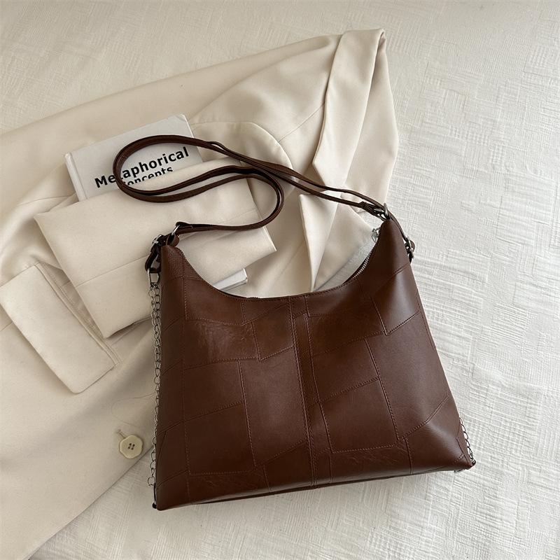 

2024 new retro high-value commuter underarm backpack simple fashion casual large-capacity portable tote bag коричневий