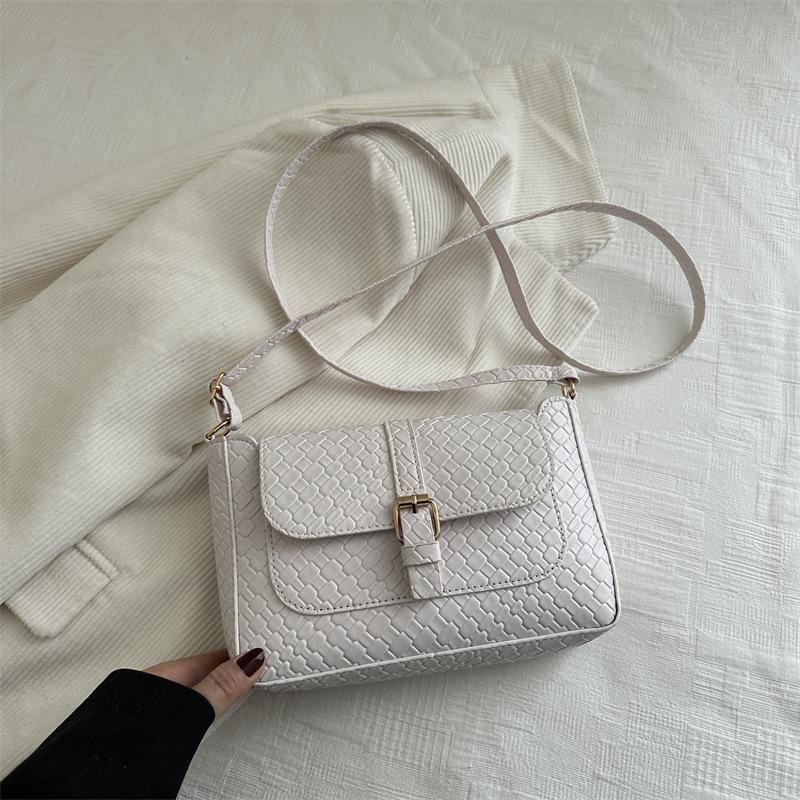 Retro pu women's bag new crocodile pattern shoulder bag temperament solid color small square bag urban simple commuter women's bag