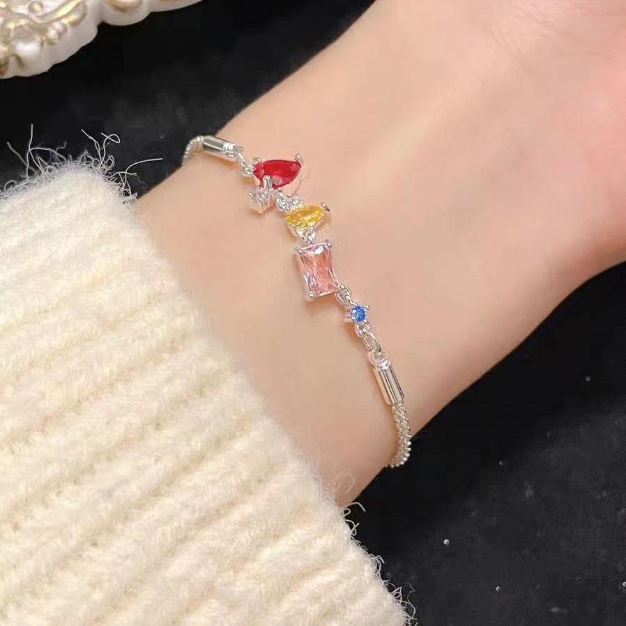 Starry Sophisticated Night Zirconia Bracelet For Women Elegant Copperplated Geometric Hand Jewelry