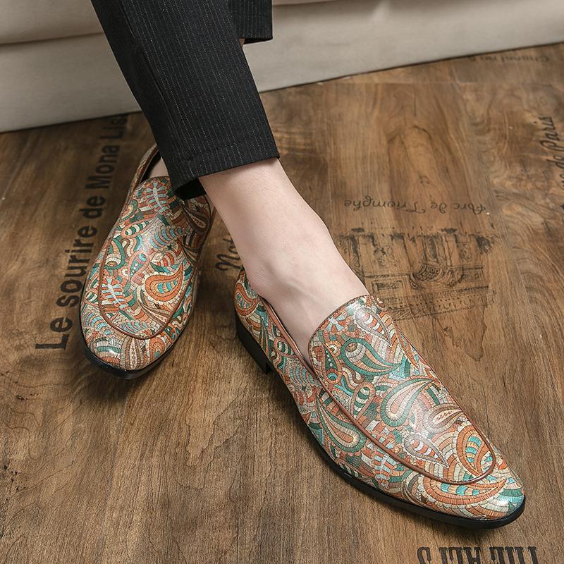 Fashion New British Style Fashion Trends Printed Leather Loafers Men Breathable Casual Shoes Men Slip-on Dating Driving Party Men Shoes