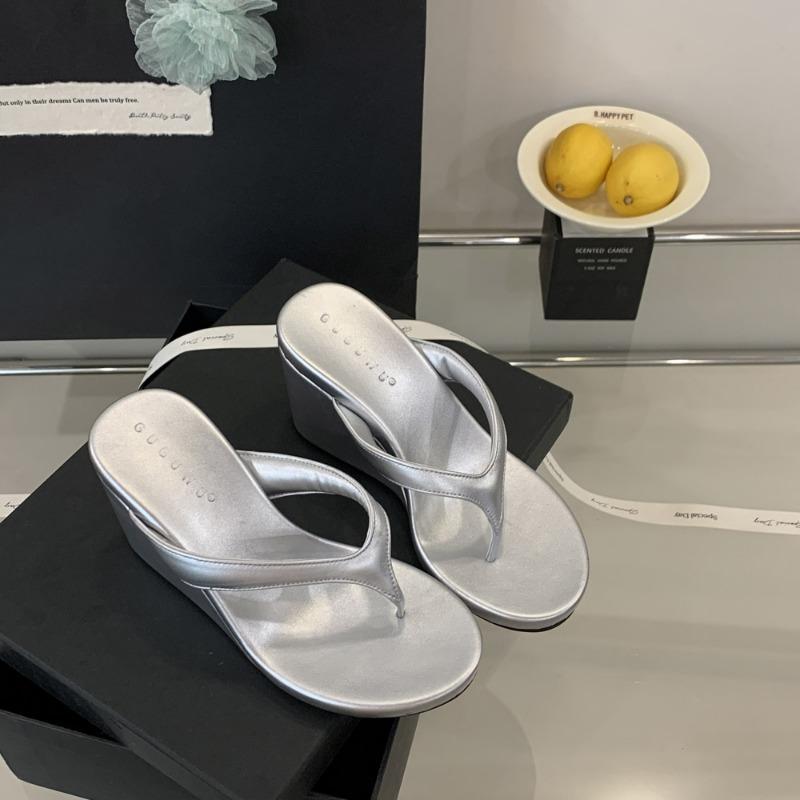 Round head casual fashion high heels sandals small pinch feet women thick-soled wedge heel flip-flops