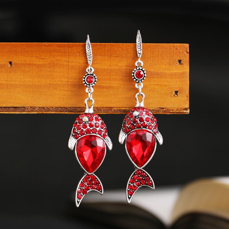 

Модные серьги-рыбки для женщин красный