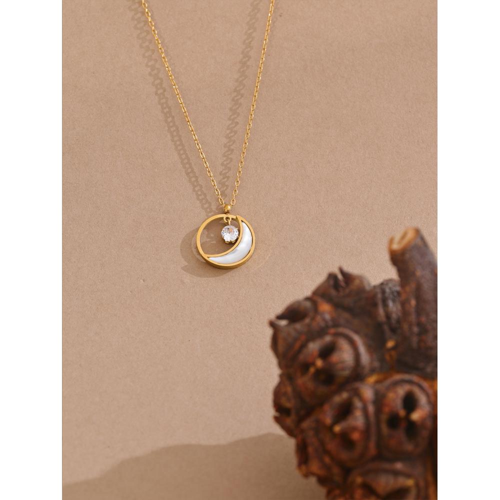 Yhpup Natural Shell Zirconia Moon Round Chic Pendant Necklace Korean Style Daily Jewelry Waterproof Accessories Gift