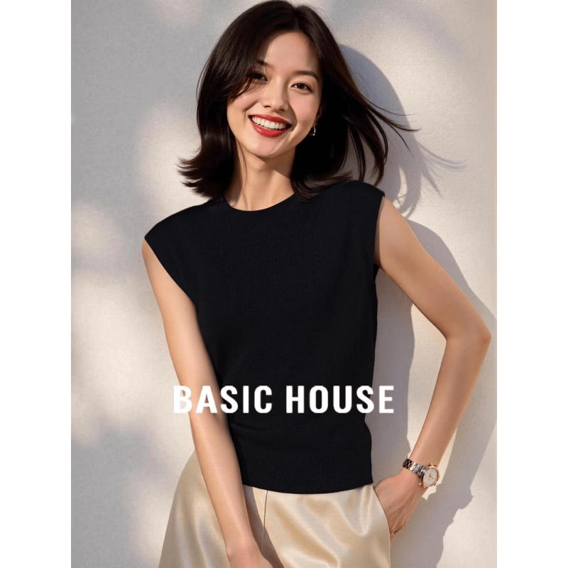 Basic House Women s Round Neck Knitted Vest M