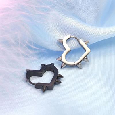 Spice Girl Model, Titanium Steel Love Rivet Pointed Cone Peach Heart Earrings, Earbone Rings, Ear Buckles, Cool Punk