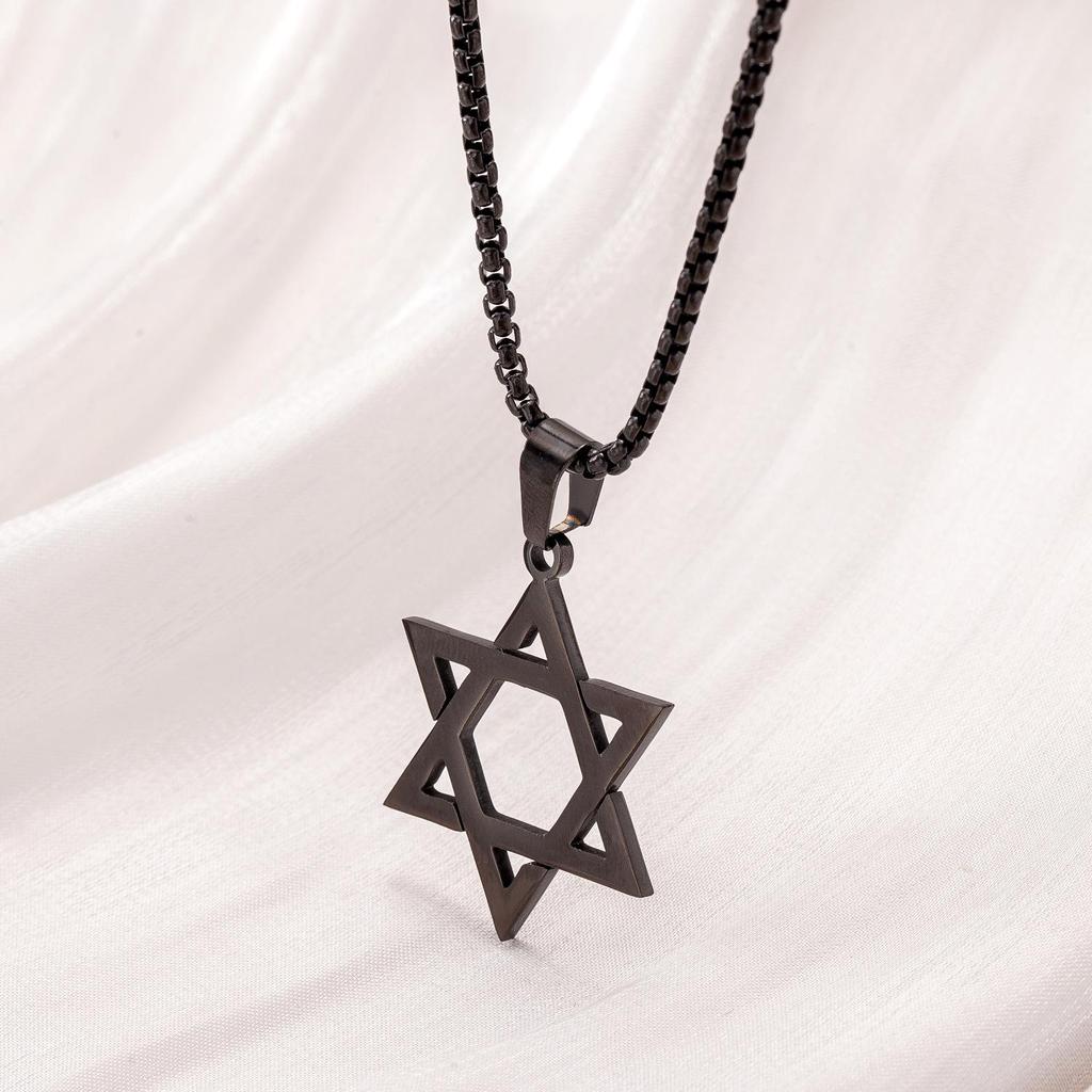 Trendy Titanium Steel Necklace: Unisex Stainless Steel Hollow Star Pendant, Long Chain
