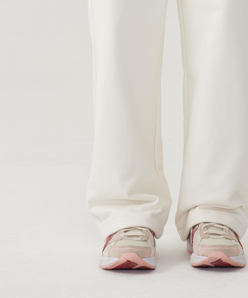 COVERNAT WOMAN Straight Sweatpants Ivory