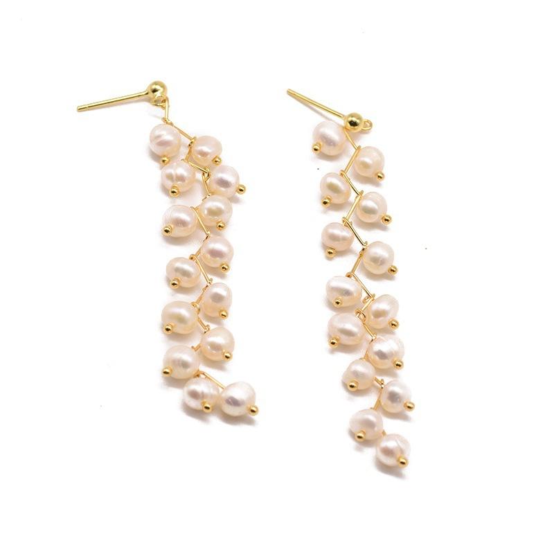Natural freshwater pearl earrings for women, niche long versatile vintage pendant design, handmade earrings with a light luxury and high-end feel