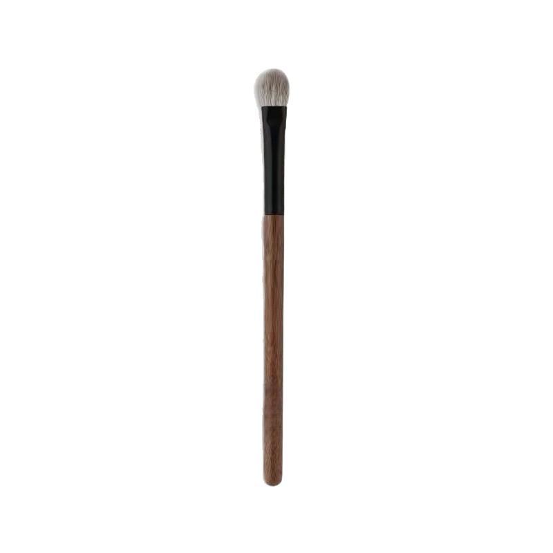 Snow Fox Hair Makeup Brush: Large Eyeshadow Blending Brush for Base Color Application