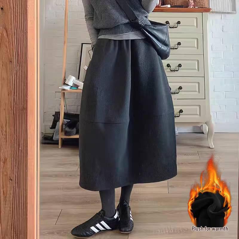 Women's Mid-Length Deep Gray Thickened Woolen Half-Skirt - Elastic Waist, Slimming, Autumn/Winter 2025.