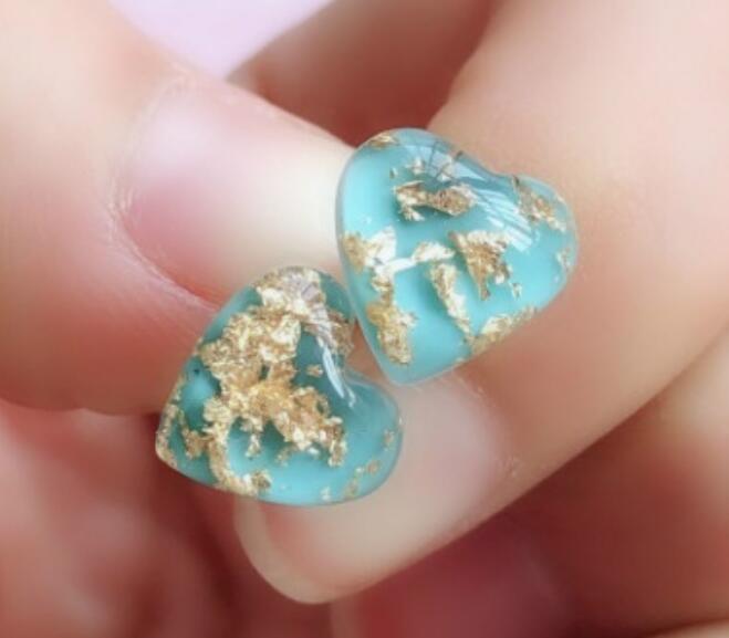 European  American Fashion Crystal Heart Stud Earrings - New Style Plastic/Resin