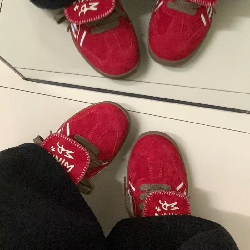 

2025 spring and summer new pigskin German training shoes retro platform casual sports shoes flat bottom low top retro board shoes student 40