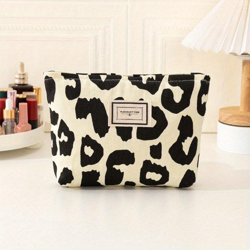 Leopard Print Zippered Makeup Bag Y2K Aesthetic Large Capacity Makeup Bag Toiletry Bag Purse Makeup Bag Makeup Pouch Skincare Bag Toiletry Bag Packing
