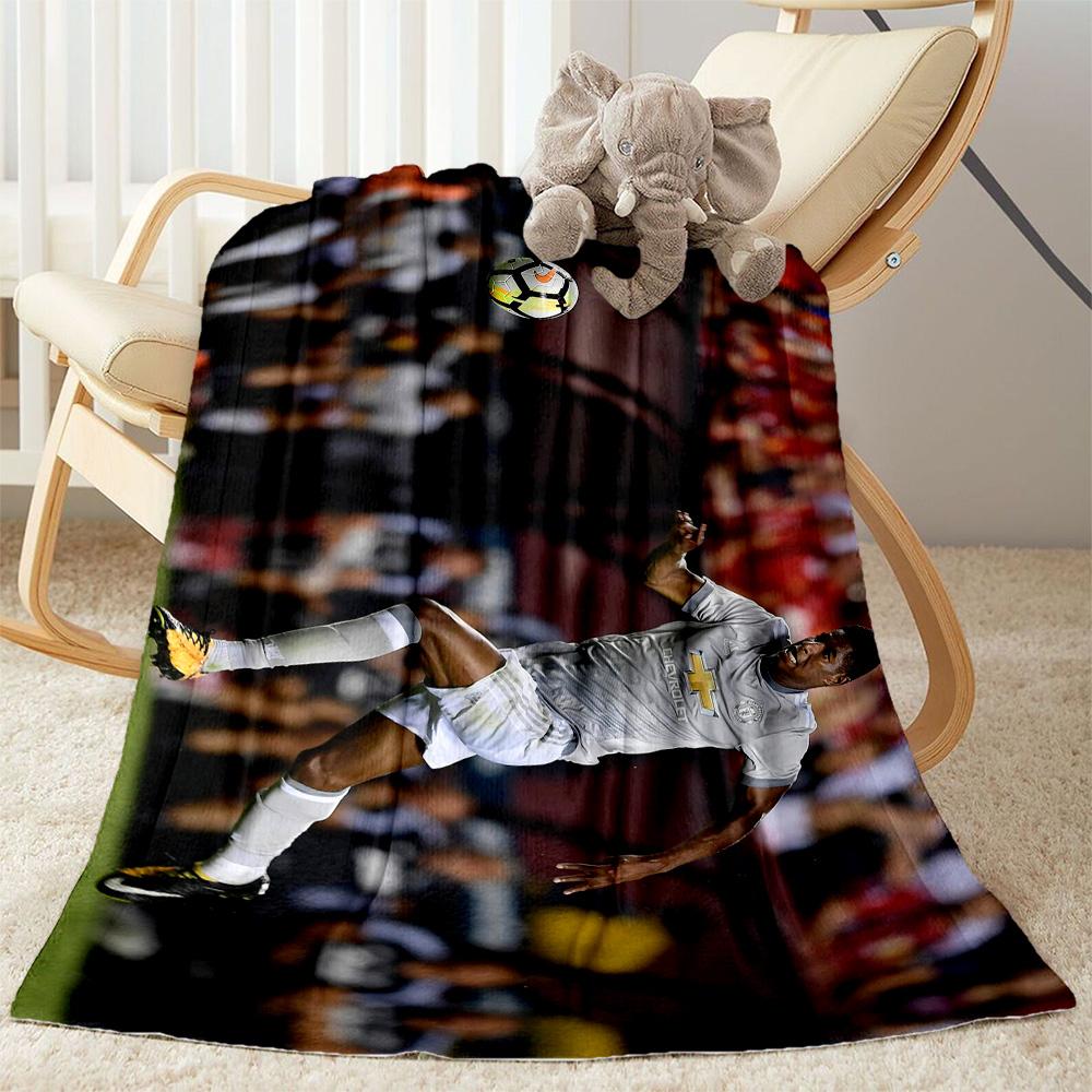 Manchester United's Rashford Applauds Fans Blanket Soft & Cozy Suitable for Bedding Couch Livingroom Four Seasons Multipurpose Modern Style