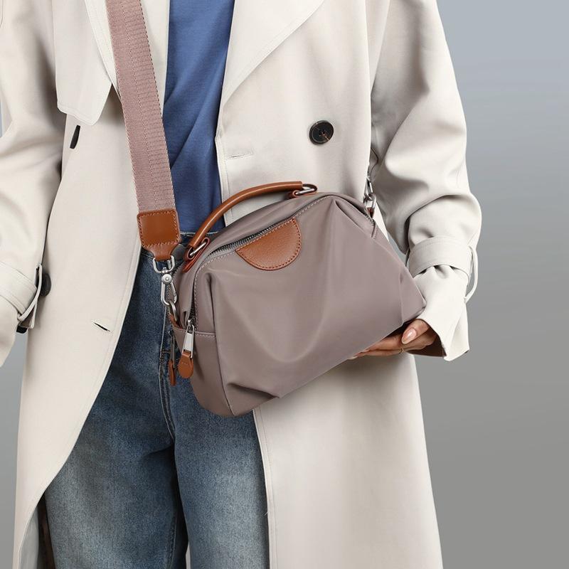 Bag Canvas Bag Women'S Bag Lightweight Oxford Cloth Portable Casual Shoulder Messenger Bag Luggage