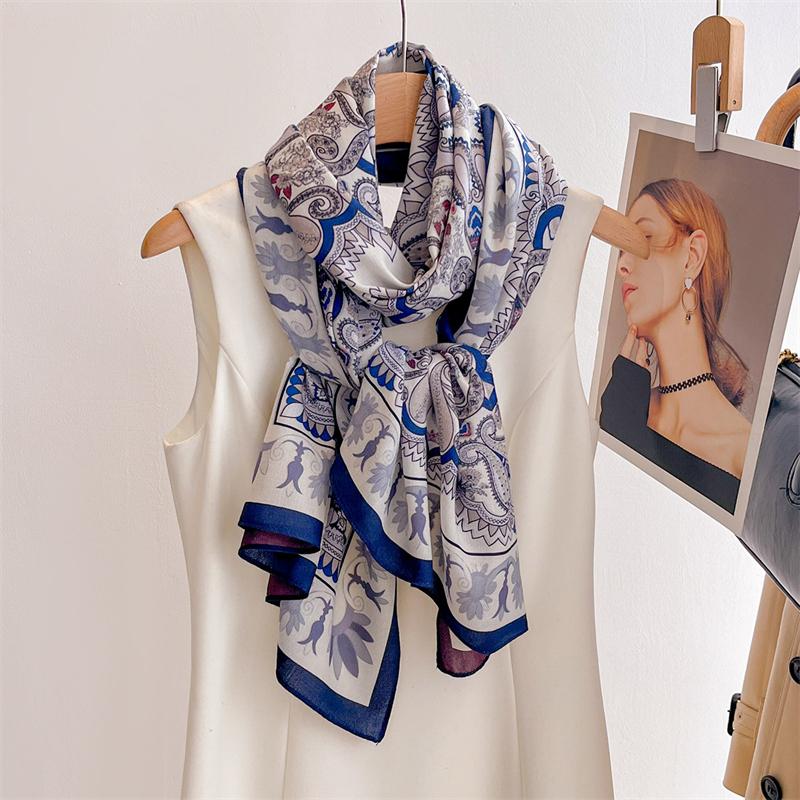 Double Side Bohemian Style Designer Paisley Women Scarf Cotton Linen Feeling Female Shawl Winter Warm Pashmina Shawl Hijab