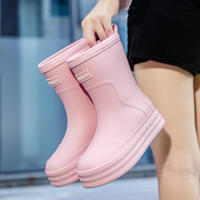 Rain shoes women's adult fashion long tube water shoes women's velvet warm rain boots waterproof and non-slip kitchen rubber shoes wear-resistant
