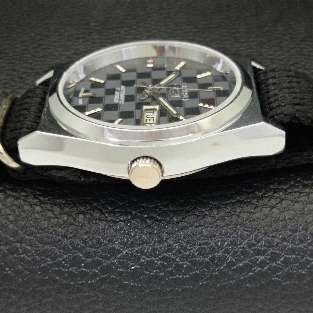 REFURBISHED AUTOMATIC SEIKO 5 MENS WATCH JAPAN MADE BLACK DIAL CUSTOM a440065-2 QV90-a440065