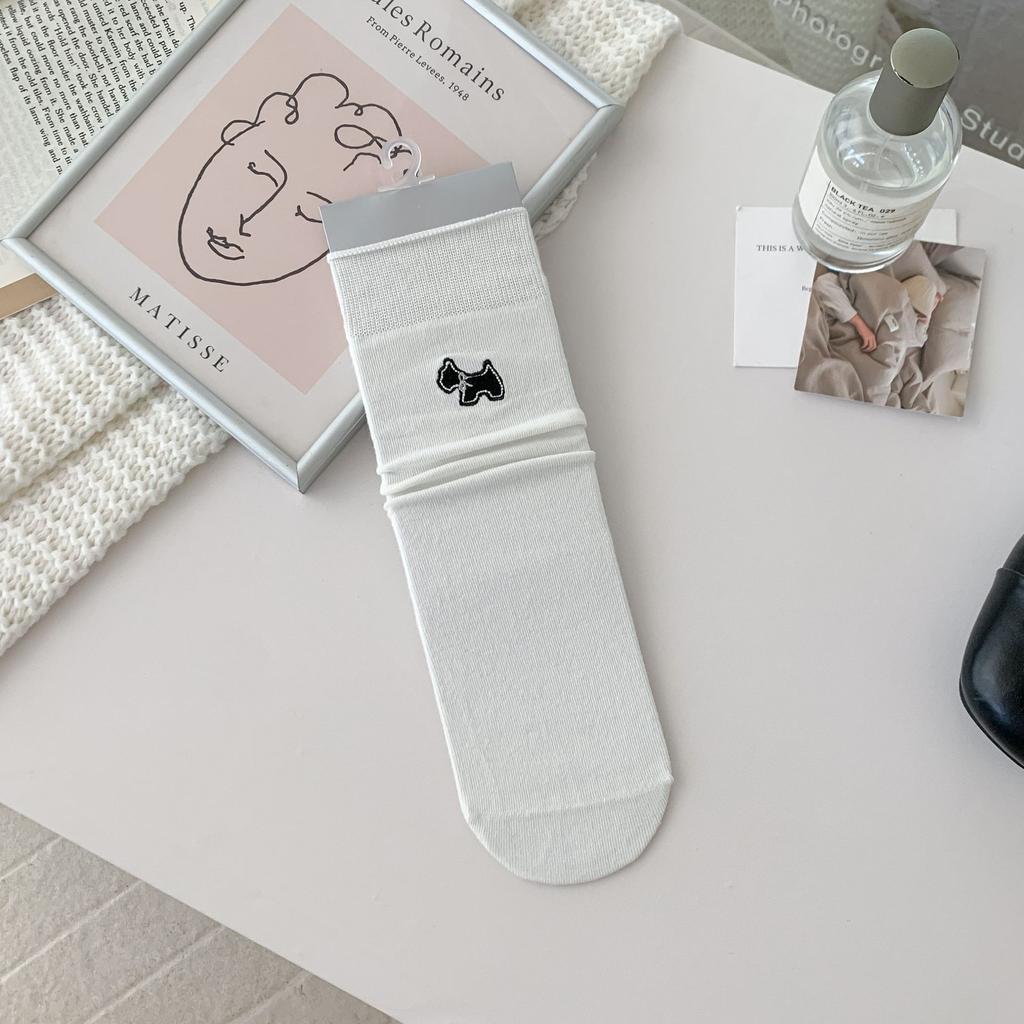 New Cartoon Socks Cute Embroidered Puppy Stack Socks Straight Board Simple And Versatile Mid-Tube Socks Look Good