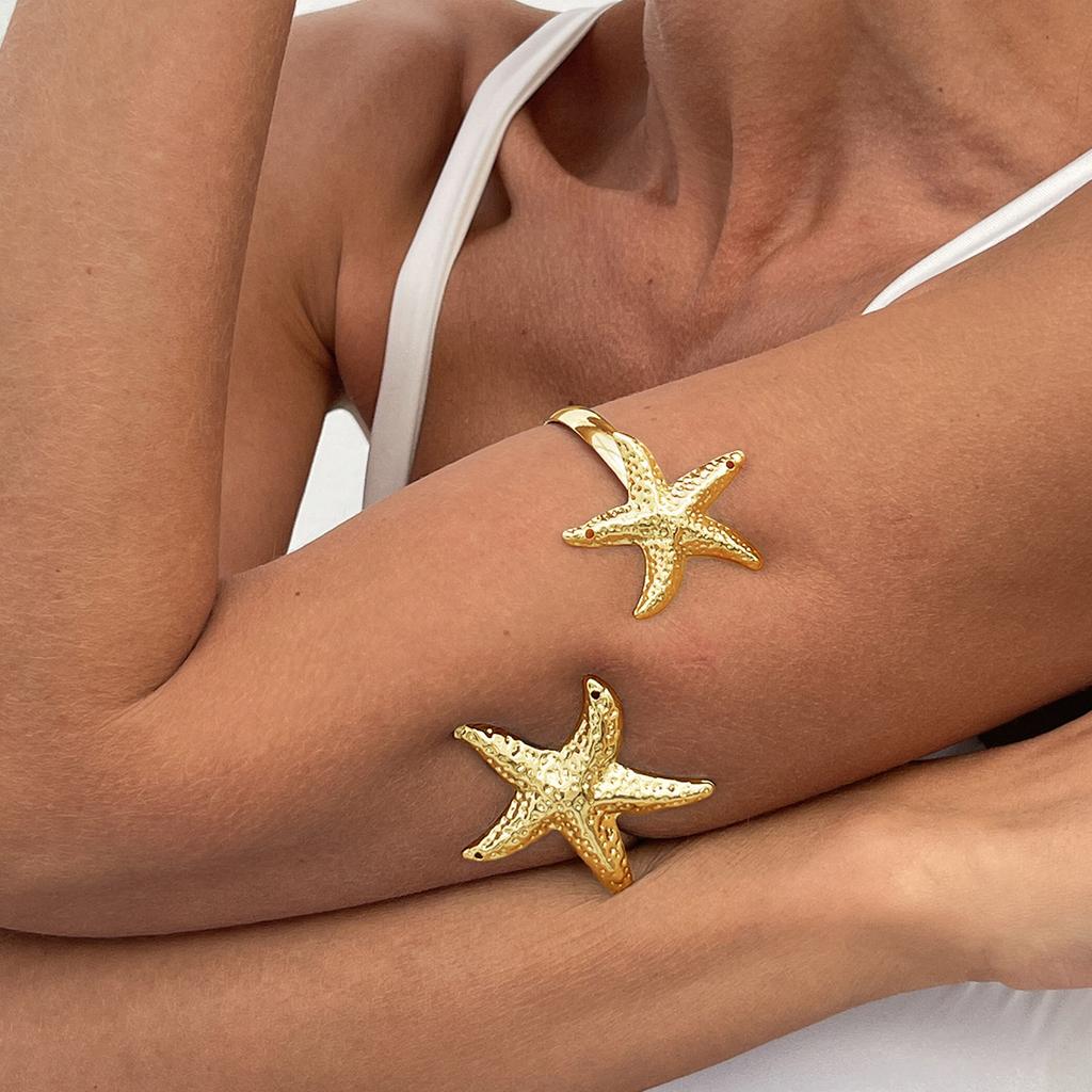 Women Fashion Gold Color Starfish/Flower Arm Bracelet Arm Bangle For Beach Travel And Party Dressingup Armwear Jewelry